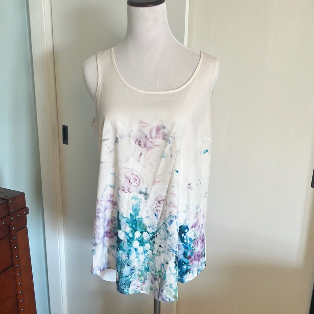 Floral sleeveless blouse